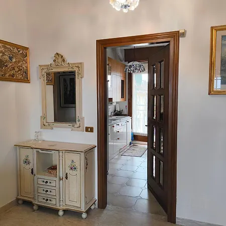 Attico Lux - Trilocale Con Garage Metropolitana Blu Apartamento *