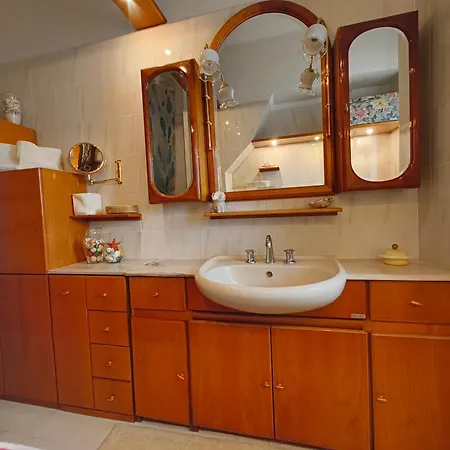 Attico Lux - Trilocale Con Garage Metropolitana Blu