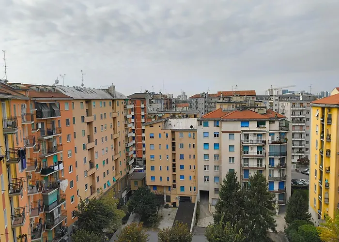 Attico Lux - Trilocale Con Garage Metropolitana Blu Appartement